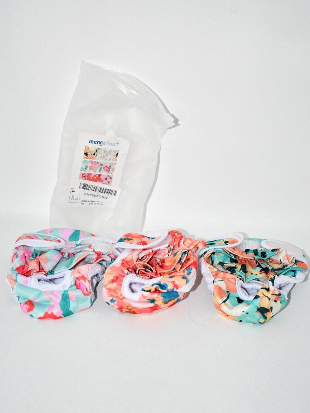 Mengelina Female Dog Diapers, XS, 3 Pack, Washable, Reusable, Leakproof Skirt, N